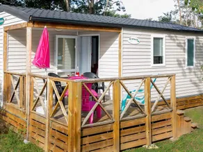 Mobile home with heated pool & terrace - Image 4