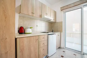 Lovely house with terrace | Mountain view | Close to the beach - Image 3