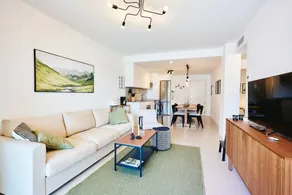 Appartement avec terrasse, internet haut débit et piscine privée | Vue mer - Image 4