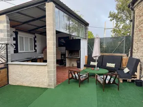 Ferienhaus mit privatem Pool, Terrasse und Garten | Bergblick | Ideal für Homeoffice - Image 3