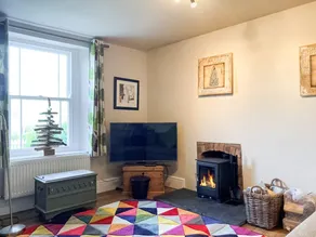 Cottage with terrace, BBQ & garden - Image 2