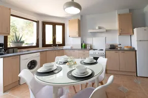 Flat with garden | Garden view - Image 5