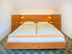 Child-friendly apartment with garden, barbecue & pool | Mountain view - Image 5