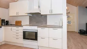 Pleasant holiday home with sauna, jacuzzi & terrace | Pets allowed - Image 3
