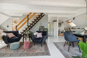 Holiday home with BBQ & terrace | Pets allowed - Image 4