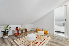 Villa avec terrasse, jardin et jacuzzi - Image 3
