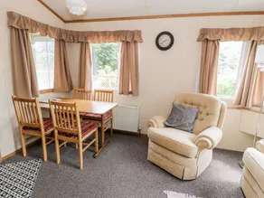 Family-friendly charming cottage with garden | Pet-friendly - Image 3