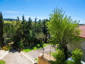 Charming Countryside House in Tournissan with Large Garden - Image 3