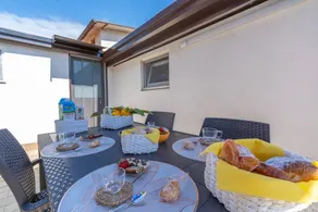 Family-friendly pleasant apartment with BBQ & terrace | Garden view | Beach nearby - Image 3