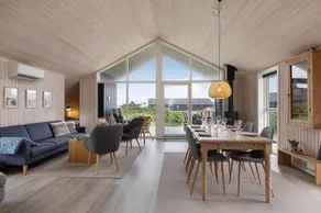 Fully equipped holiday home with terrace, barbeque & sauna | Beach nearby - Image 2