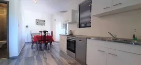 Holiday apartment with terrace - Image 3