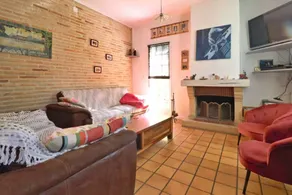 House with garden, BBQ & terrace - Image 3