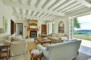 Villa with private pool - Image 5