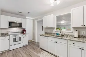 Ferienhaus mit Whirlpool und Grill | Stadtblick - Image 2