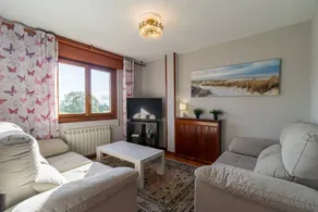 Holiday home with fast internet, garden & terrace | Sea view - Image 2