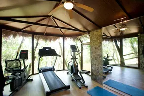 Family-friendly wonderful house with sauna, jacuzzi & barbecue | Garden view - Image 2