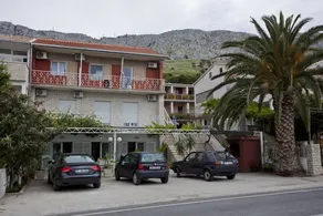 Wohnung mit Terrasse und Grill - Image 2