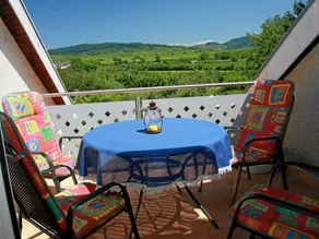Apartamento | Vistas al jardín - Image 2