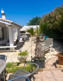 Holiday home with barbeque, garden & terrace | Garden view - Image 3