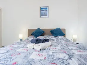Flat with 1 room for 4 persons - Image 5