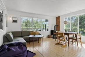 Fully equipped holiday home with sauna, garden & terrace - Image 4