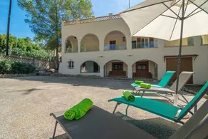 Chalet with terrace, garden & BBQ - Image 3