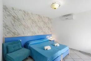 Apartment with pool, garden & terrace | Mountain view - Image 2