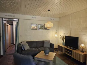 Apartment with garden & private pool | Garden view - Image 3