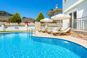 Family-oriented villa with BBQ, terrace & private pool - Image 3