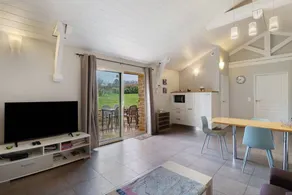Child-friendly pleasant house with pool, barbecue & garden | Garden view | Dogs allowed - Image 2