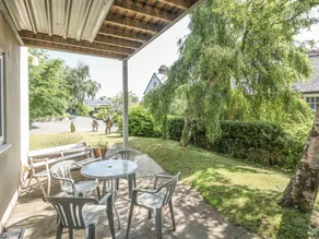Cottage with garden - Image 4