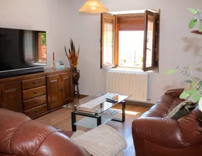 Holiday home with terrace - Image 2