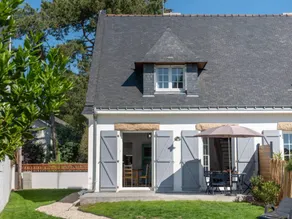 Maison avec terrasse, jardin et barbecue - Image 4