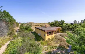The Yellow House 200 metres from the beach - Image 3