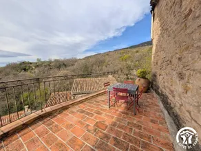 Gite with terrace & garden - Image 5