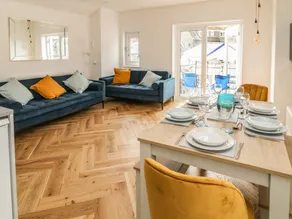 Cottage | Beach view - Image 3