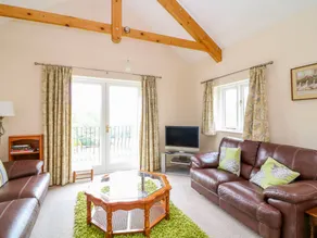 Child-friendly cottage | Beach view - Image 3