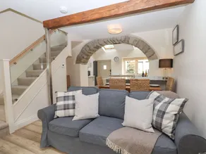 Child-friendly cottage with terrace | Dogs allowed - Image 3