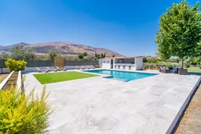 Fully equipped pleasant cottage with private pool, barbecue & terrace | Mountain view - Image 5