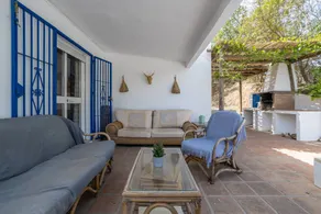 Villa with fast internet, garden & terrace | Garden view - Image 5