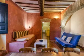 Apartment 'Apartaments Can Gibert - Albera' with Private Terrace, Wi-Fi and Air Conditioning - Image 3