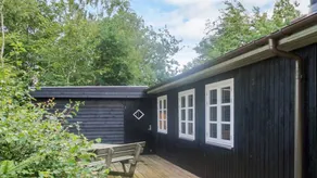 Holiday home with sauna, BBQ & terrace - Image 5