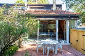 Ferienhaus 'Patio Nahe Strand' mit Privater Terrasse und WLAN - Image 5