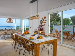 Ferienhaus mit Garten, privatem Pool und Terrasse | Meerblick | Ideal für Homeoffice - Image 2