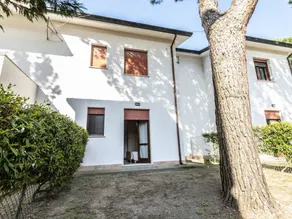 Maison avec terrasse, jardin et barbecue - Image 5