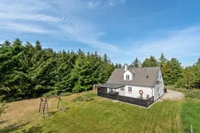Child-friendly holiday home with sauna & terrace | Pets allowed - Image 2