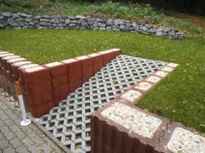 Flat with garden & terrace - Image 3