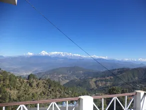 Snow view home stay kausani (triple bed mountain view) - Image 5