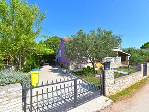Beautiful apartment with terrace & BBQ | Pets are welcome - Image 2