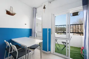 Fantastico appartamento totalmente attrezzato con terrazza | Vista sulla città | Ideale per il telelavoro | Ammette cani - Image 4